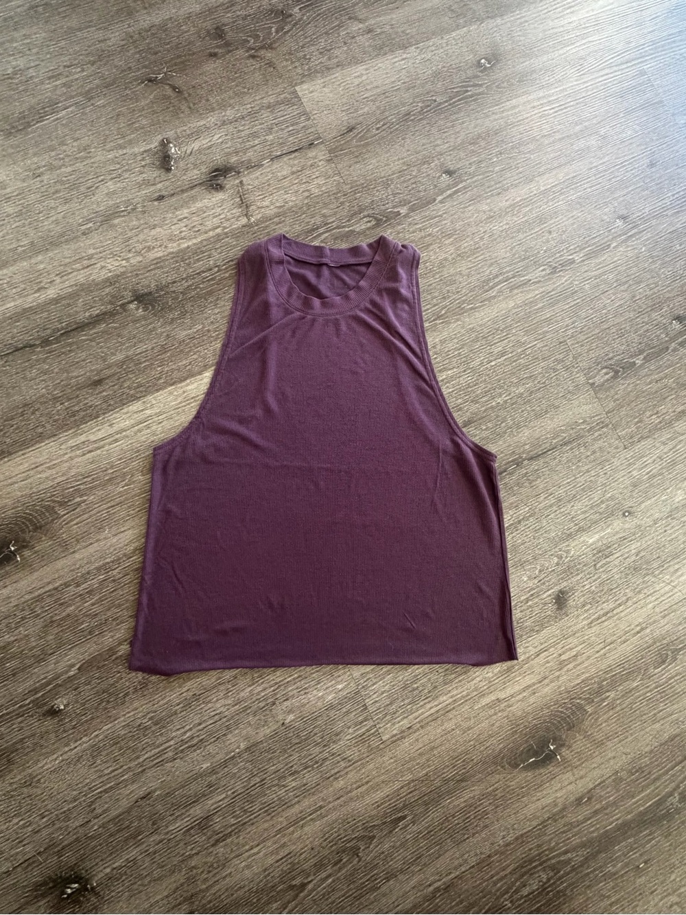 ALO Yoga Sleeveless Tank Top - Plum